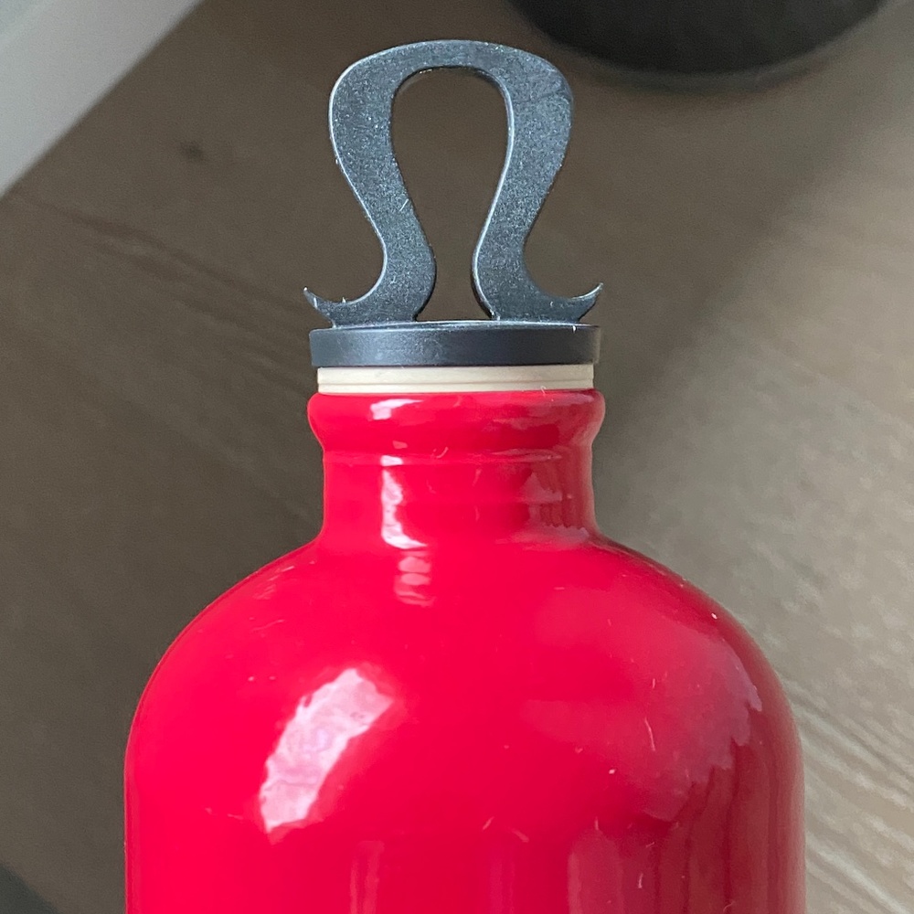🎁 LULULEMON Stainless Steel Water Bottle - FREE Gift with Purchase - Picture 2 of 6